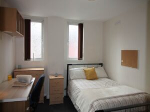 Room 2,  80 Macklin Street, Derby